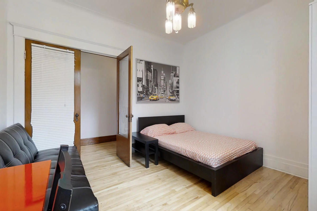 Chambre d'un logement étudiant à Montréal